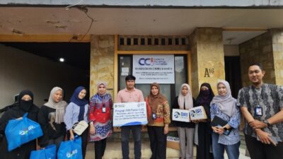 BRI Peduli Tebar Kepedulian, Salurkan Paket Sembako untuk Warga Kurang Mampu di Maros