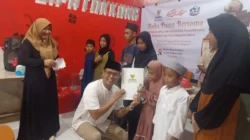 Kolaborasi Insan Pers dan BAZNAS Maros Berbagi Kebahagiaan dengan 66 Anak Yatim