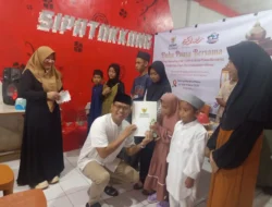 Kolaborasi Insan Pers dan BAZNAS Maros Berbagi Kebahagiaan dengan 66 Anak Yatim